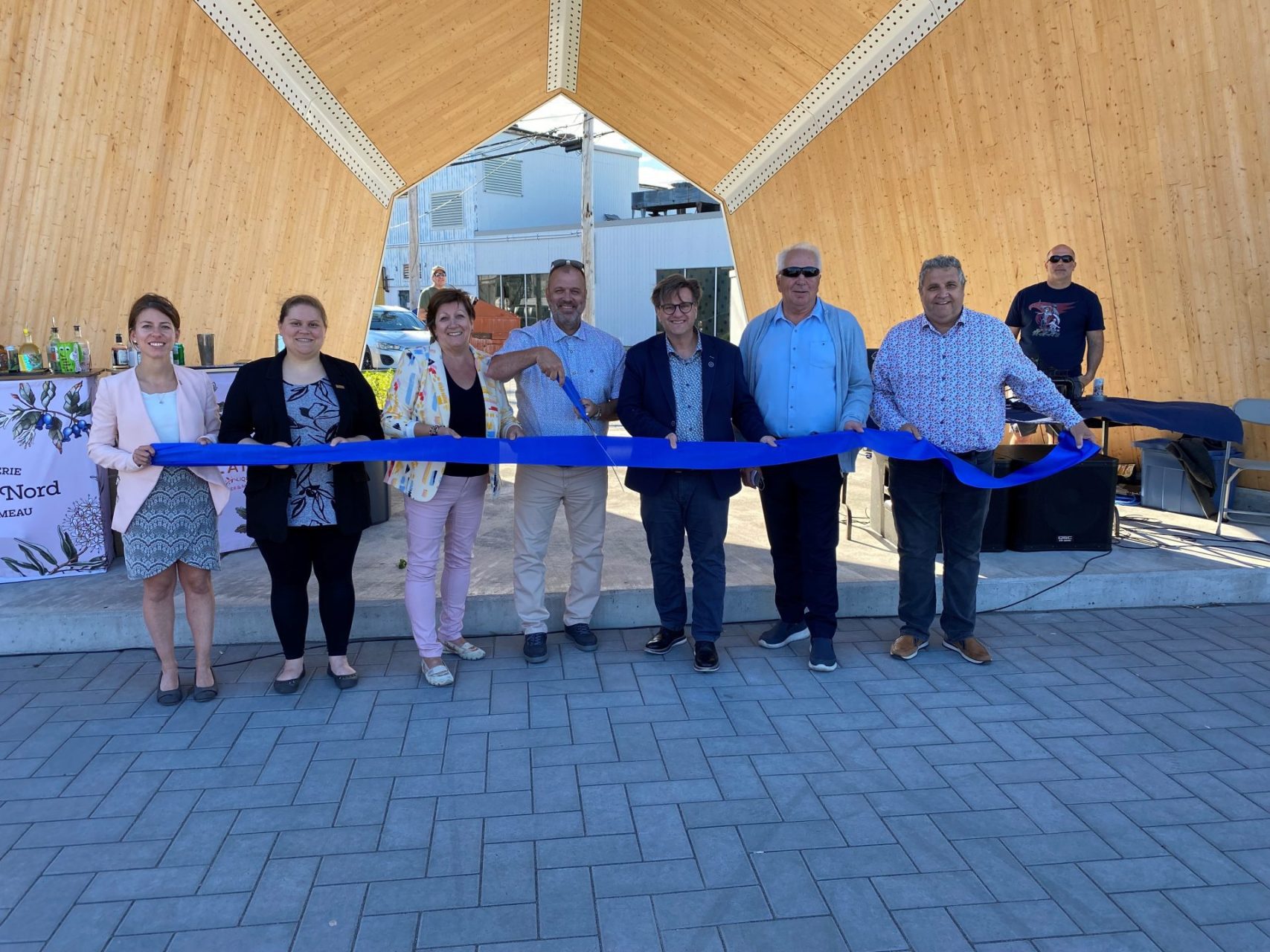 Inauguration de la nouvelle place publique au cœur du centre-ville Mingan