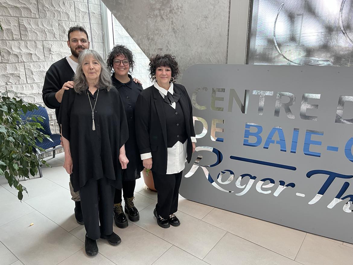 Un bâtiment municipal renommé en l’honneur de Roger Theriault
